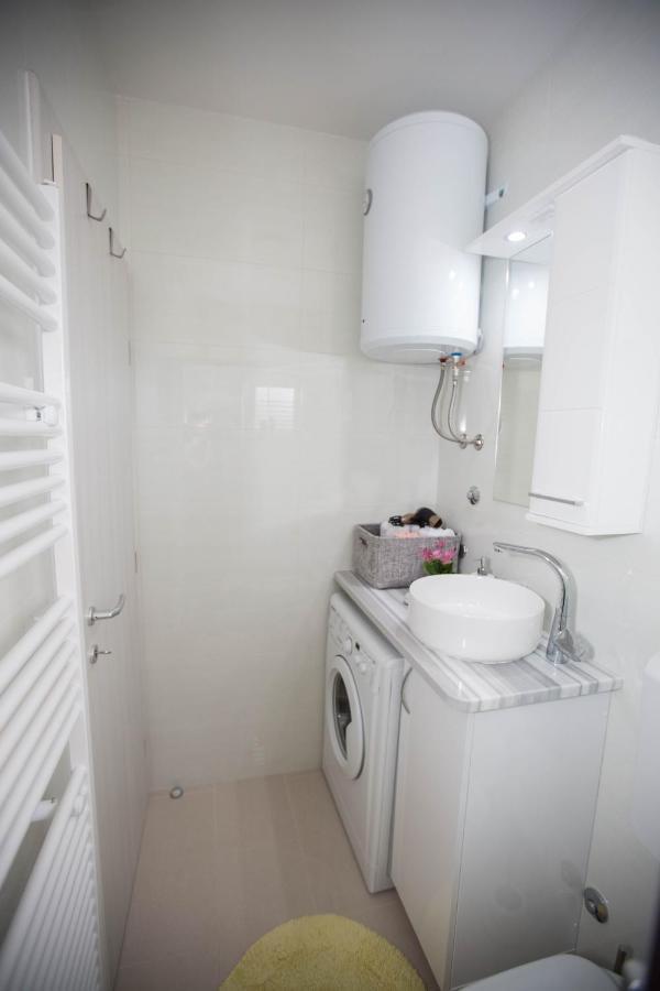 Apartman Sirena Требине Екстериор снимка